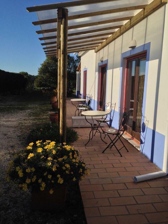 Bed and Breakfast Quintinha Mojud Rogil Esterno foto
